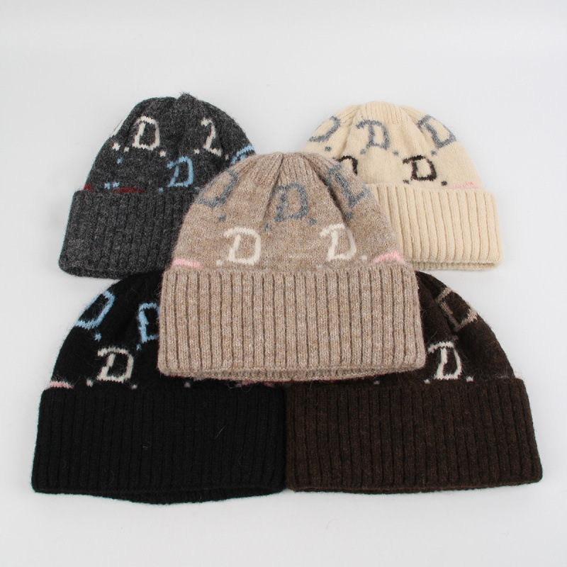 Jacquard Knit Beanie Hat Color - đánh giá và giá Beanie Cuffed Knit